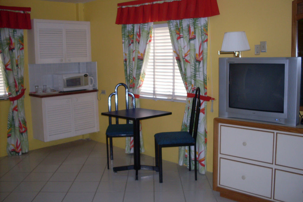 Coral Cove Marina Hotel Chaguaramas エクステリア 写真